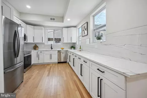 Entry Way - 1411 Montello Ave NE, Washington, DC 20002 photo 3 of 7