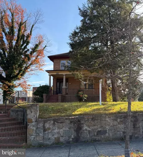 121 Raleigh St SE, Washington, DC 20032
