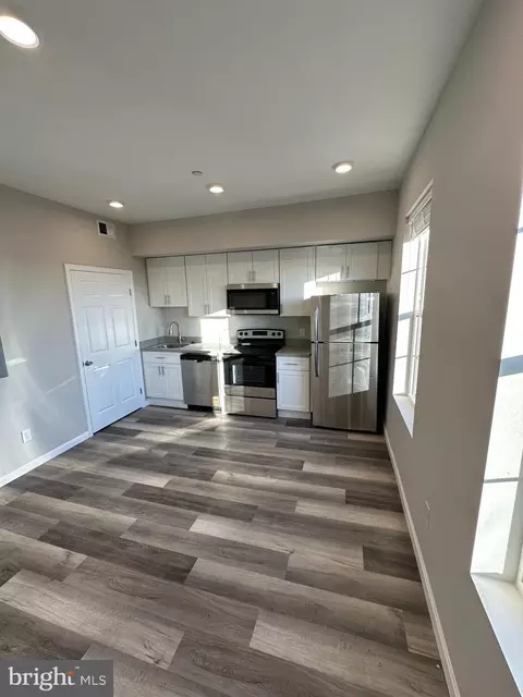 Kitchen - 1812 H Pl NE #409, Washington, DC 20002 photo 1 of 2