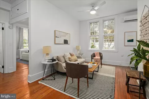 3039 Macomb St NW #18, Washington, DC 20008