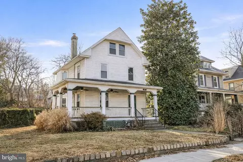 1811 Lawrence St NE, Washington, DC 20018