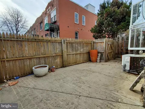 Exterior - 1419 D St NE, Washington, DC 20002 photo 2 of 4