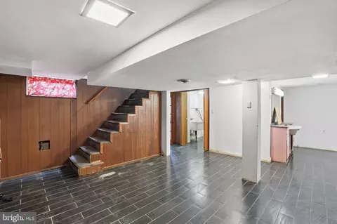 Entry Way - 6758 Eastern Ave NW, Washington, DC 20012 photo 4 of 4