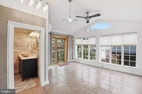 Entry Way - 6758 Eastern Ave NW, Washington, DC 20012 photo 1 of 4