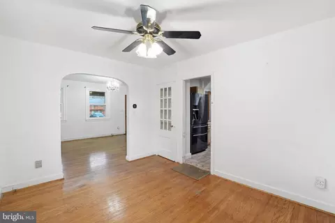 Entry Way - 6758 Eastern Ave NW, Washington, DC 20012 photo 2 of 4