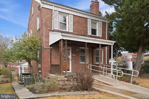 Exterior - 6758 Eastern Ave NW, Washington, DC 20012 photo 5 of 5