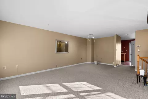 802 Hr Dr SE, Washington, DC 20032 photo 7