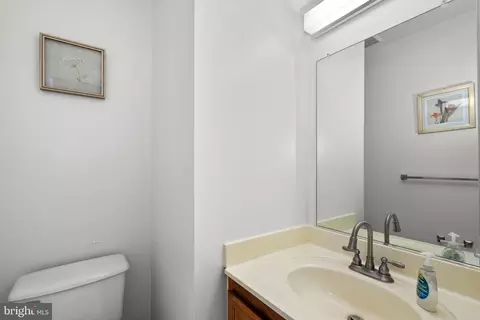 802 Hr Dr SE, Washington, DC 20032 photo 14