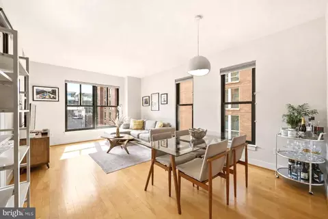 910 M St NW #403, Washington, DC 20001