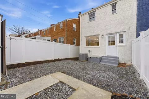 4243 Hildreth St SE, Washington, DC 20019 photo 32