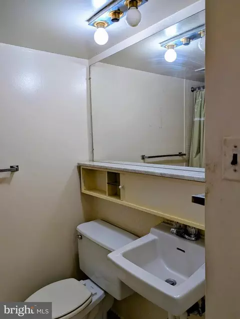 Bath - 1245 4th SW #E110, Washington, DC 20024 photo 2 of 2