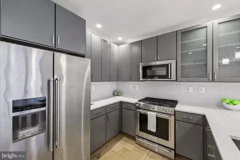 301 H St NE #201, Washington, DC 20002 photo 3