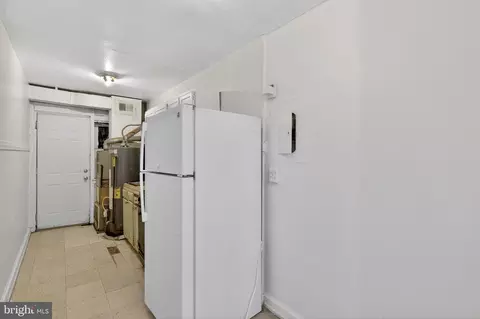 Entry Way - 1711 H St NE, Washington, DC 20002 photo 2 of 3
