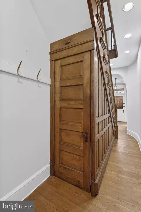 154 13th St SE, Washington, DC 20003 photo 10