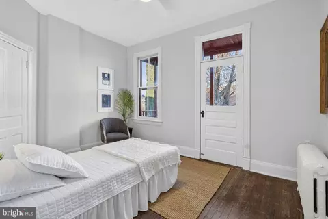 154 13th St SE, Washington, DC 20003 photo 29