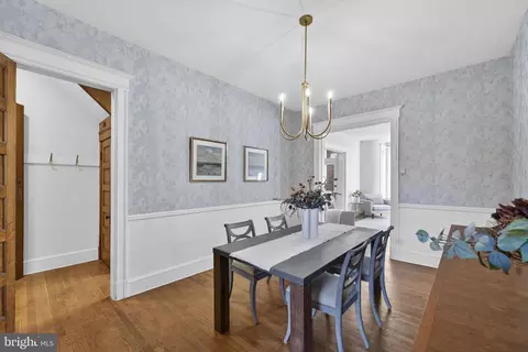 154 13th St SE, Washington, DC 20003 photo 8