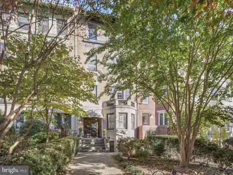 1829 16th St NW #4, Washington, DC 20009
