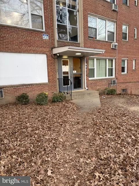 510 Ridge Rd SE #102, Washington, DC 20019
