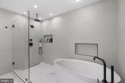 Bath - 3322 Dent Pl NW, Washington, DC 20007 photo 3 of 4