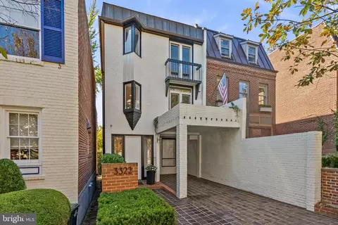 3322 Dent Pl NW, Washington, DC 20007