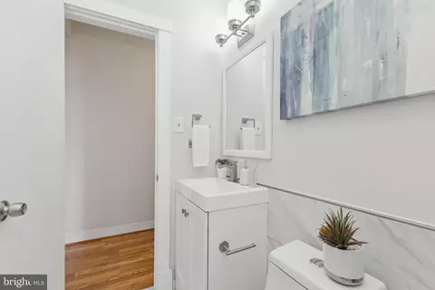 Bath - 7 18th St SE #208, Washington, DC 20003 photo 2 of 2