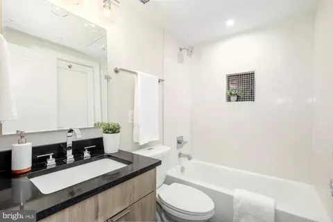 1421 Spring Rd NW #101, Washington, DC 20010 photo 7