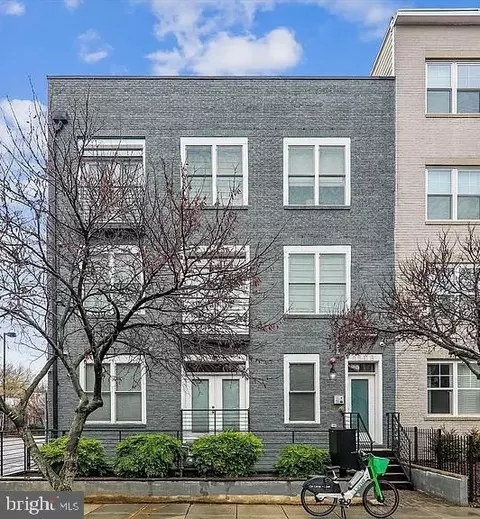 1508 F St NE #3, Washington, DC 20002