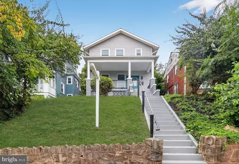 2948 Mills Ave NE, Washington, DC 20018