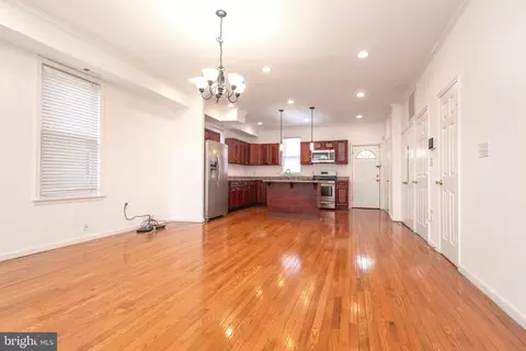 1911 17th St SE, Washington, DC 20020
