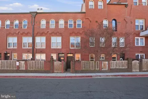 20 15th St NE #20, Washington, DC 20002