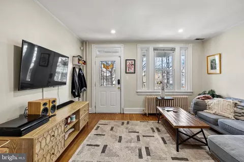 Entry Way - 2422 2nd St NE, Washington, DC 20002 photo 2 of 4