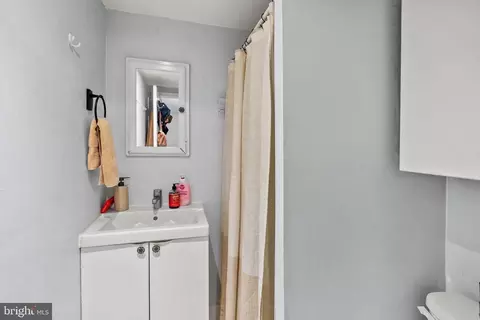 Bath - 2422 2nd St NE, Washington, DC 20002 photo 2 of 2