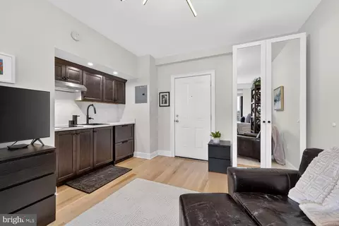 1701 16th St NW #710, Washington, DC 20009 photo 11