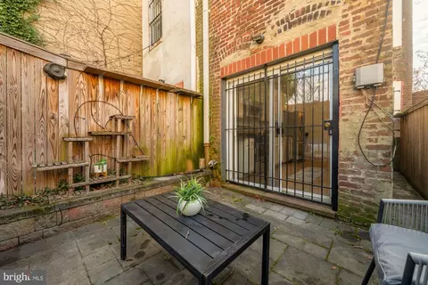 706 L St SE, Washington, DC 20003 photo 12