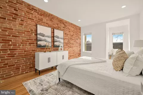 706 L St SE, Washington, DC 20003 photo 15