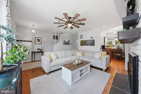 Living - 451 15th St NE, Washington, DC 20002 photo 1 of 1
