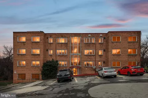 2640 Wade Rd SE #2, Washington, DC 20020