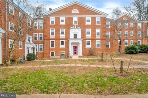3750 39th St NW #B146, Washington, DC 20016