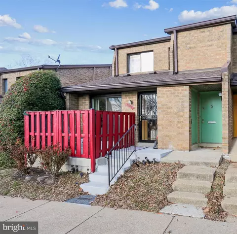 3166 Berry Rd NE #27, Washington, DC 20018