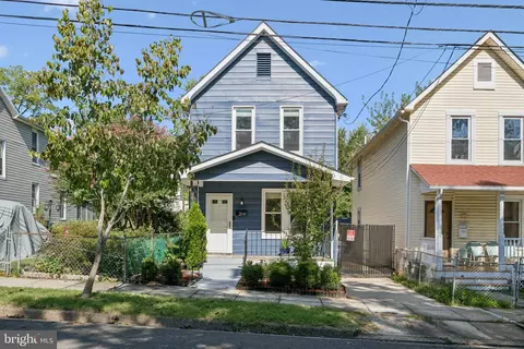 2849 Mills Ave NE, Washington, DC 20018