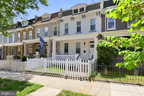706 NW Longfellow St NW, Washington, DC 20011