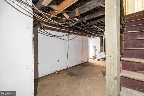 Entry Way - 744 Gresham Pl NW, Washington, DC 20001 photo 5 of 7