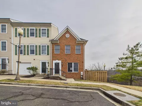 843 Monteria Ct SE, Washington, DC 20032
