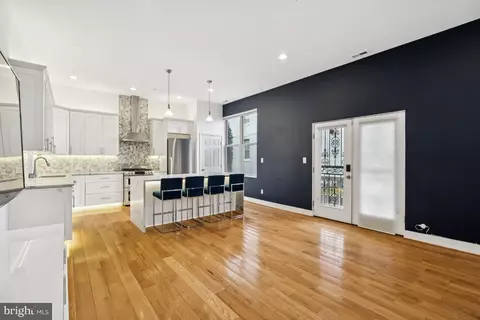 423 18th St NE #7, Washington, DC 20002