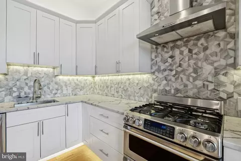 423 18th St NE #7, Washington, DC 20002 photo 12