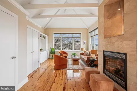 Living - 37 17th St SE, Washington, DC 20003 photo 2 of 3