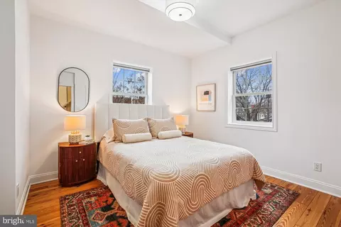 Bedroom - 37 17th St SE, Washington, DC 20003 photo 3 of 4