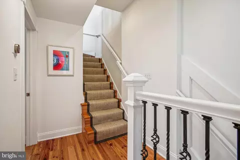 Entry Way - 37 17th St SE, Washington, DC 20003 photo 3 of 3