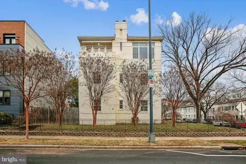 Exterior - 37 17th St SE, Washington, DC 20003 photo 7 of 7