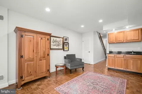 Other - 237 10th St SE, Washington, DC 20003 photo 7 of 11